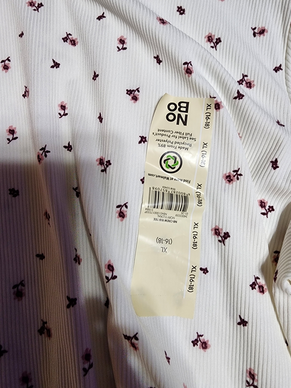 No Boundaries Men's White Floral Ribbed Long Sleeve Shirt